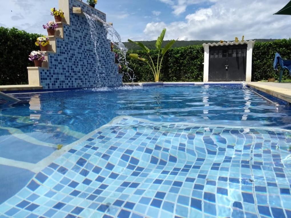 Bed and breakfast C&H Casa Campestre El Oasis Ricaurte Girardot Extérieur photo