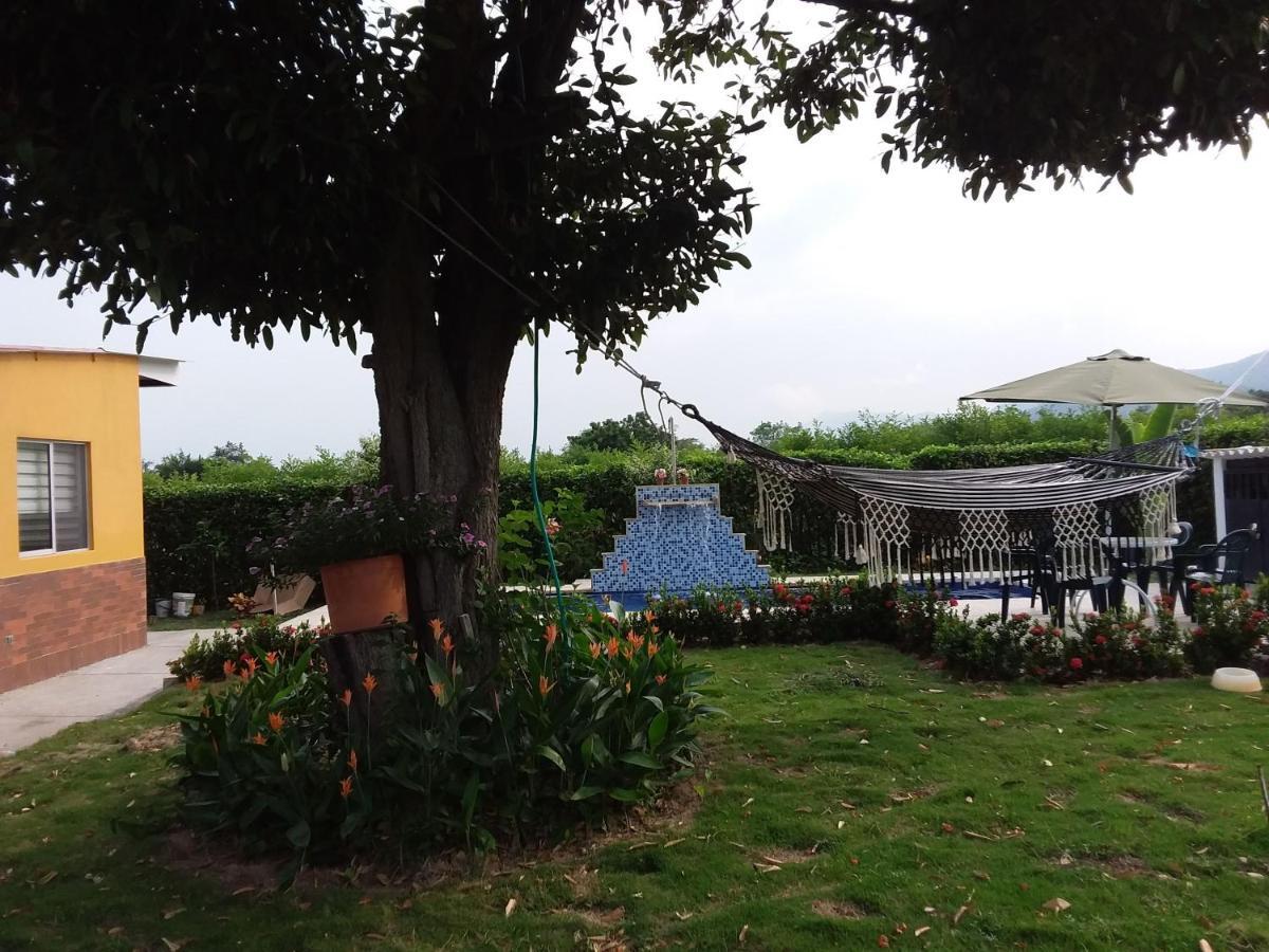 Bed and breakfast C&H Casa Campestre El Oasis Ricaurte Girardot Extérieur photo